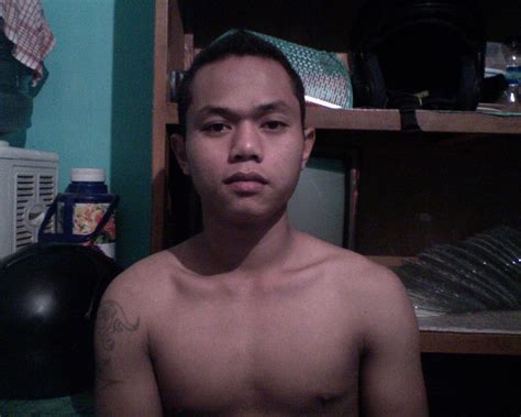 cowoktelanjang (@cowoktelanjang) .